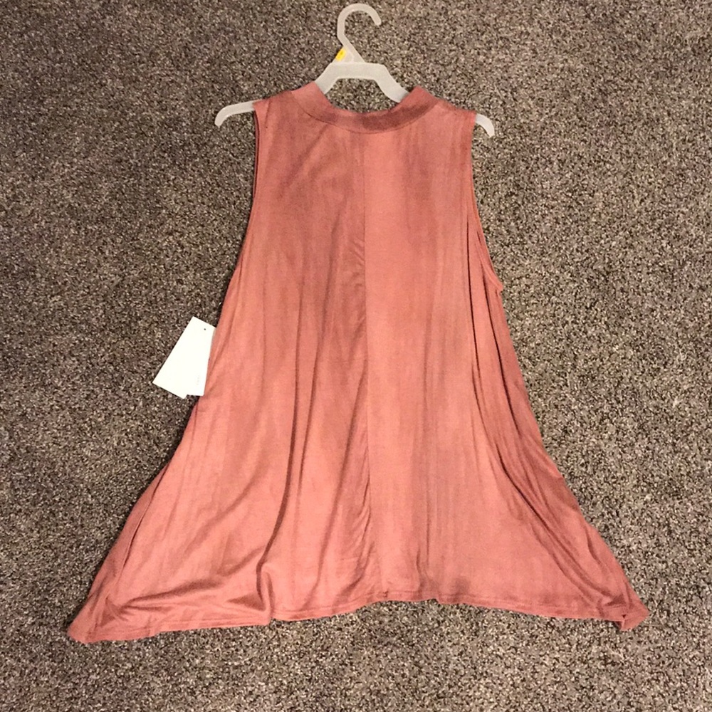 Tank top - Picture 2 of 2